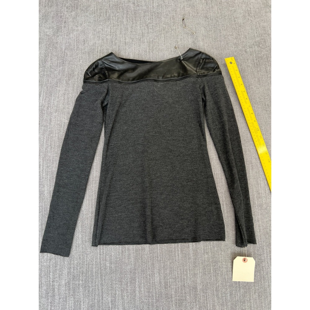 NWT Bailey 44 Anxiety Top Womens XS Gray  Leather Trim Edgy Chic Long Sleeve
